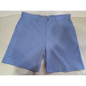 IZOD Golf Shorts Mens 42 Light Blue Plaid Checkered Flat Front Pockets Polyester